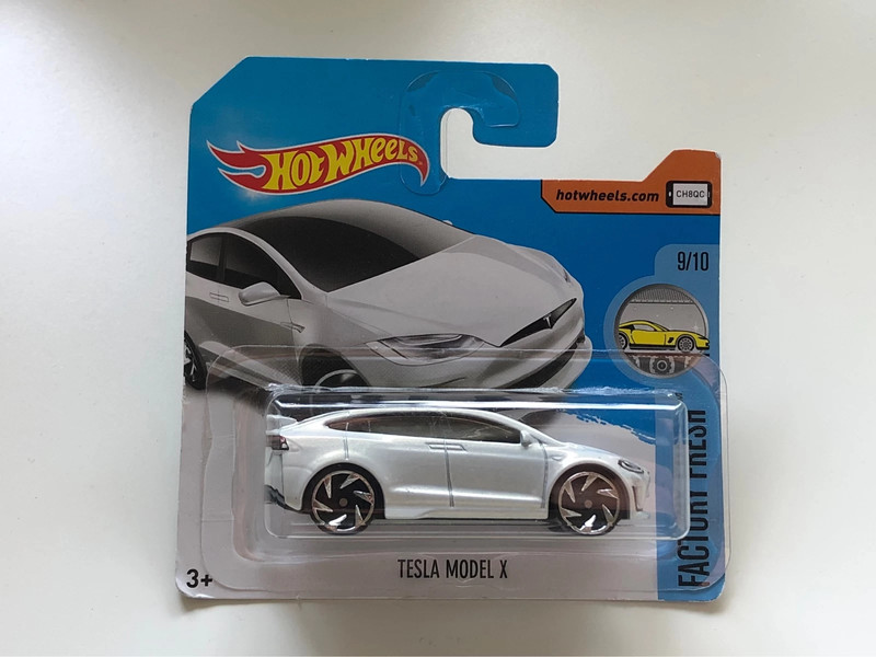 Hotwheel tesla 2025 model x