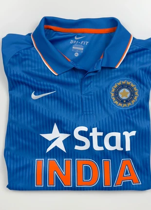India 2015/16 Nike Home Jersey Retro Rare, brand: Nike, condizioni: Nuovo senza cartellino, taglia: XL, €40.00, €42.70 include la Protezione acquisti