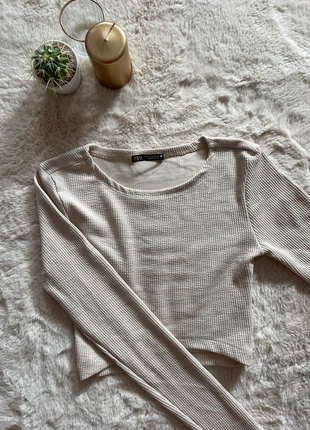 Zara Shirt cropped, marque: Zara, état: Neuf sans étiquette, taille: XS / 34 / 6, 9,00 €, 10,15 € Protection acheteurs incluse