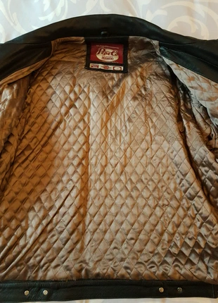 Cazadora de cuero pepe jeans , marca: Pepe Jeans, estado: Muy bueno, tamaño: L, 130,00 €, 137,20 € Protección al comprador incluida