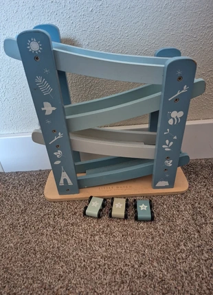 Autobaan little dutch blauw, merk: Little Dutch, staat: Goed, maat: 12-18 maanden / 80 cm, € 3,00, € 3,85 inclusief Kopersbescherming