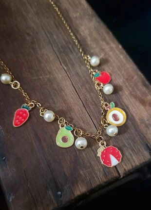Collier acier inoxydable breloques fruits et perles, marque: Slaycycled, état: Neuf avec étiquette, 28,00 €, 30,10 € Protection acheteurs incluse