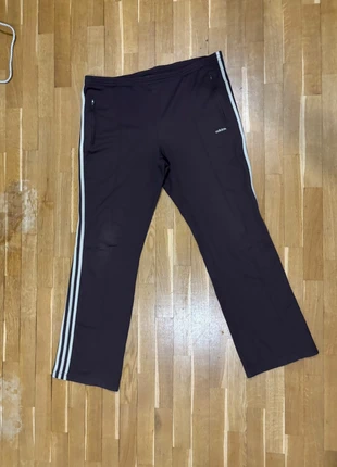Pantalón Chándal Adidas, marque: adidas, état: Très bon état, taille: L, 25,00 €, 26,95 € Protection acheteurs incluse