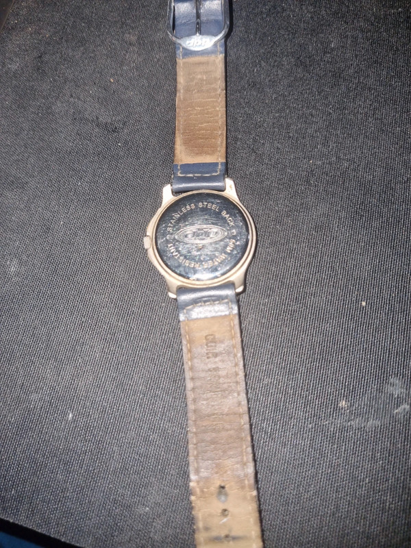 Montre ddp Vinted