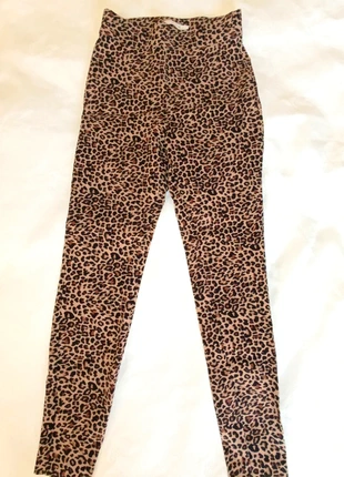 Leggings leopardati trendy - Autunno/lnverno, marke: Vila, zustand: Sehr gut, größe: M / 38 / 10, 13,90 €, 15,30 € inklusive Vinted-Käuferschutz