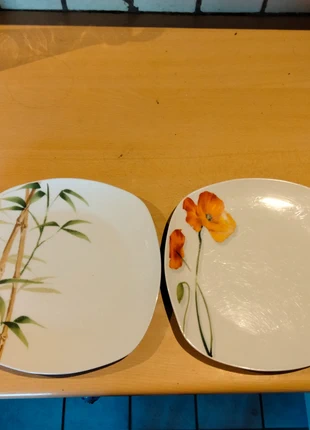 2 Vierkante borden 19 cm , condition: Very good, €1.00, €1.75 includes Buyer Protection