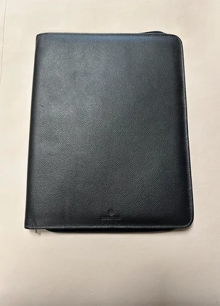 Pochette, porte documents oberthur cuir A4, marque: oberthur, état: Neuf avec étiquette, 20,00 €, 21,70 € Protection acheteurs incluse