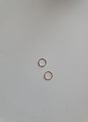 Piercing de nez fin doré et argenté, marque: Elsa Minimalist, état: Neuf sans étiquette, 10,00 €, 11,20 € Protection acheteurs incluse