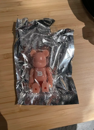 Bearbrick Aléatoire Basic, brand: Bearbrick, condition: New without tags, size: One size, €5.00, €5.95 includes Buyer Protection