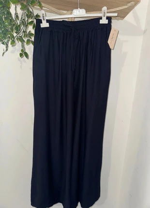 Pantalon Femme Bleu Marine avec Poches – Taille jusqu’au 46 – Neuf avec Étiquette, merk: New Collection, staat: Nieuw met prijskaartje, maat: XXXL / 46 / 18, € 14,00, € 15,40 inclusief Kopersbescherming