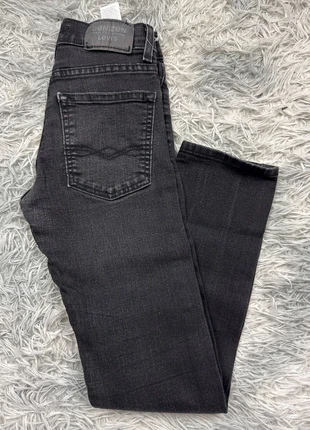 Jean skinny noir enfant children Denizen from Levi's 10 ans JLM044, marque: Levi's, état: Très bon état, taille: 10 ans / 140 cm, 18,00 €, 19,60 € Protection acheteurs (Pro) incluse