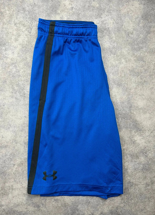 Short Under Armour | Taille M | Couleur Marine, bleu, marque: Under Armour, état: Très bon état, taille: M, 15,00 €, 16,45 € Protection acheteurs (Pro) incluse