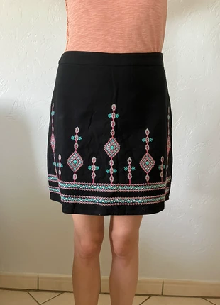 Jupe noire avec motifs 36, merk: Camaïeu, staat: Heel goed, maat: S / 36 / 8, € 10,00, € 11,20 inclusief Kopersbescherming