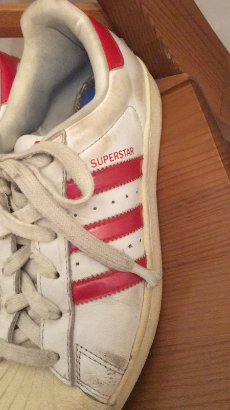 Superstar bianche 2025 e rosse