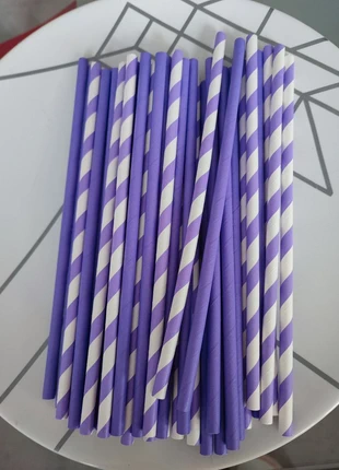 Lot de 40 pailles en carton violettes, marke: sans marque, zustand: Sehr gut, 2,00 €, 2,80 € inklusive Vinted-Käuferschutz