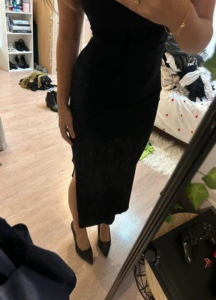 Jupe longue avec fente noir, marque: Stradivarius, état: Neuf sans étiquette, taille: S / 36 / 8, 5,00 €, 5,95 € Protection acheteurs incluse