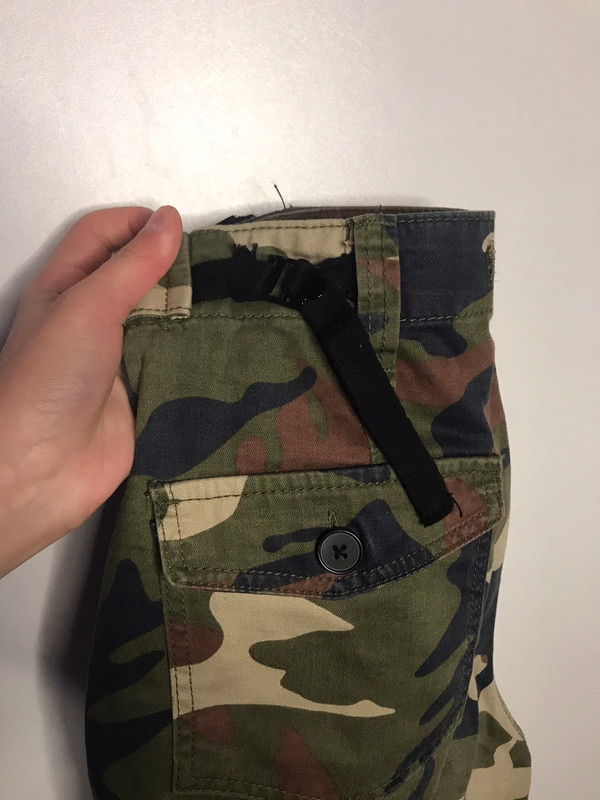 Vertrouwen op Gewend Lucky Cargo broek met leger print Bershka - Vinted