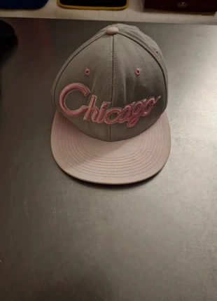 Ladies State Property Pink And Grey Chicago Emblem Snapback, brand: State Property, condition: Good, size: One size, £3.00, £3.85 includes Buyer Protection