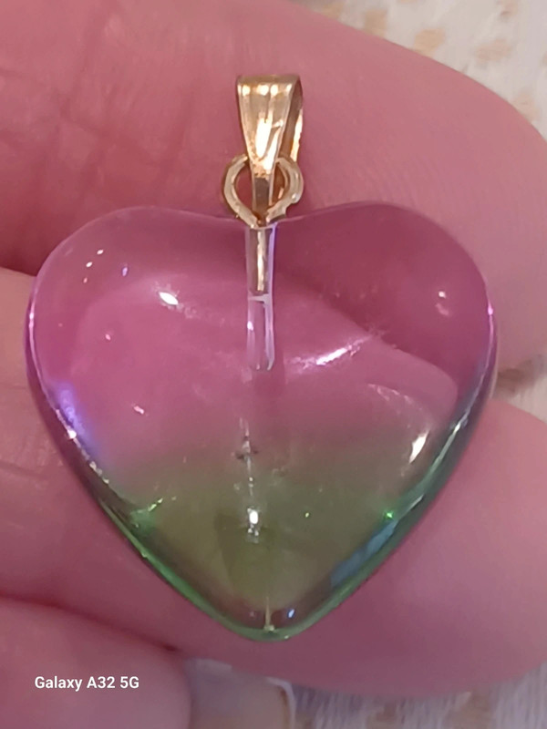 Beautiful gold tone Genuine gem stone carved heart pendant 2