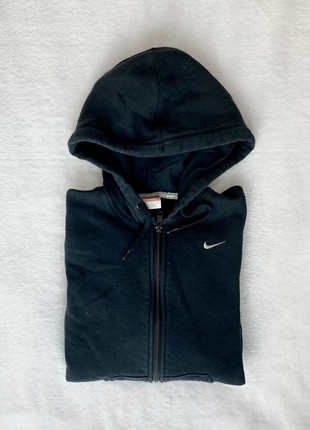 Sweat à capuche noir taille XS Nike zipé, marque: Nike, état: Très bon état, taille: XS / 34 / 6, 14,00 €, 15,40 € Protection acheteurs incluse
