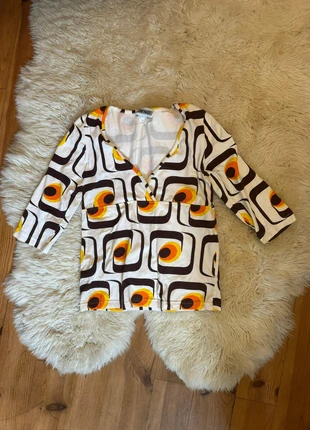 Vintage white brown and orange 70s 3/4 sleeve v-neck top, brand: Vintage, condition: Very good, size: L / 12, £5.00, £5.95 includes Buyer Protection