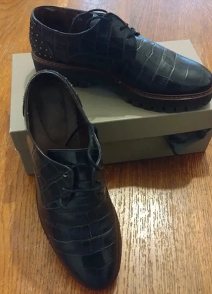 Derbies femme Muratti Rembrandt cuir verni croco T40 – modèle chic en boîte (portées 1x), brand: Muratti, condition: Very good, size: 40, €70.00, €74.20 includes Buyer Protection