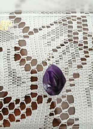 Ciondolo in ametista, condizioni: Nuovo senza cartellino, €4.00, €4.90 include la Protezione acquisti