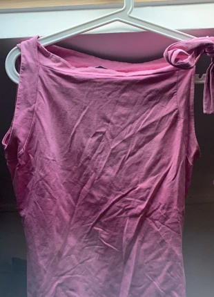 Top cacharel rose, merk: Cacharel, staat: Veelgebruikt, maat: M / 38 / 10, € 8,00, € 9,10 inclusief Kopersbescherming