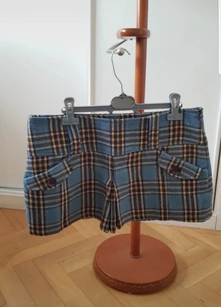 Falda corta de Love trt x X, brand: Love Trfxx, condizioni: Ottime, taglia: L / IT 44 / EU 40, €4.50, €5.43 include la Protezione acquisti