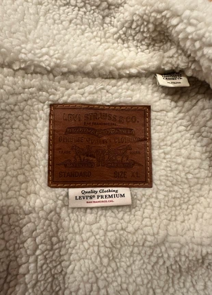 Veste homme Lévis, merk: Levi's, staat: Nieuw zonder prijskaartje, maat: XL, € 47,00, € 50,05 inclusief Kopersbescherming