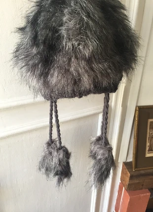 Chapka grise, état: Très bon état, taille: Taille unique, 8,00 €, 9,10 € Protection acheteurs incluse