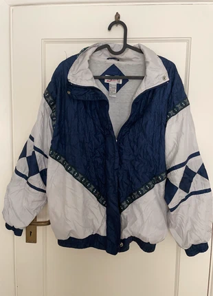 Vintage windbreaker , brand: Vintage, condition: Good, size: M / 10, £10.00, £11.20 includes Buyer Protection