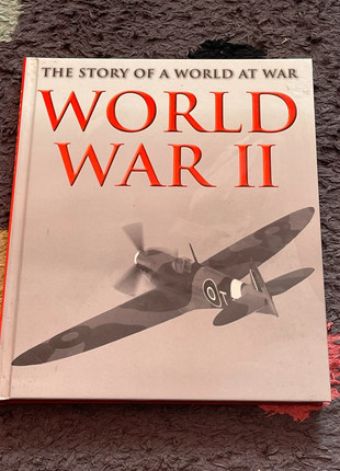The story of a world at war World war 2. Open to offers, condition: Very good, £4.00, £4.90 includes Buyer Protection