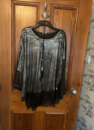 Metallic Silver & Black Sheer Layered Top – One Size, condition: Very good, size: One size, £8.00, £9.10 includes Buyer Protection