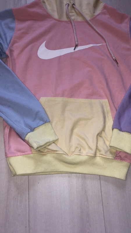 Colorblock Nike hoodie 2