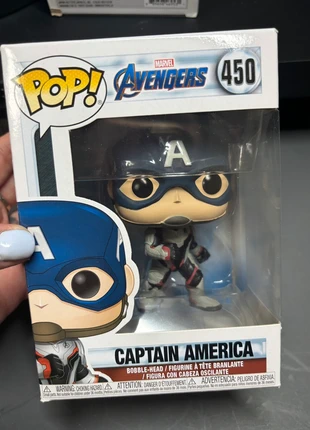 Funko Pop Marvel Avengers Captain America #450, marke: Funko Pop, zustand: Sehr gut, größe: Frühchen, bis 44, 9,00 €, 10,15 € inklusive Vinted-Käuferschutz