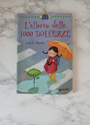 L'albero delle 1000 dolcezze- Livre en italien à partir de 6 ans, condition: Very good, €3.00, €3.85 includes Buyer Protection