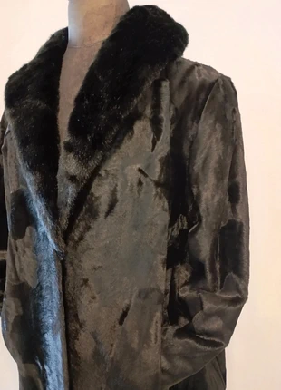 Abrigo de pelo color negro., marque: Vintage Dressing, état: Très bon état, taille: XXXL / 46 / 18, 70,00 €, 74,20 € Protection acheteurs incluse