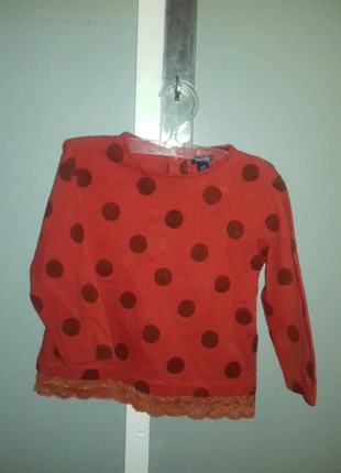 Pull rouge et pois, marke: Kiabi, zustand: Sehr gut, größe: 24–36 Monate / 92, 1,30 €, 2,07 € inklusive Vinted-Käuferschutz