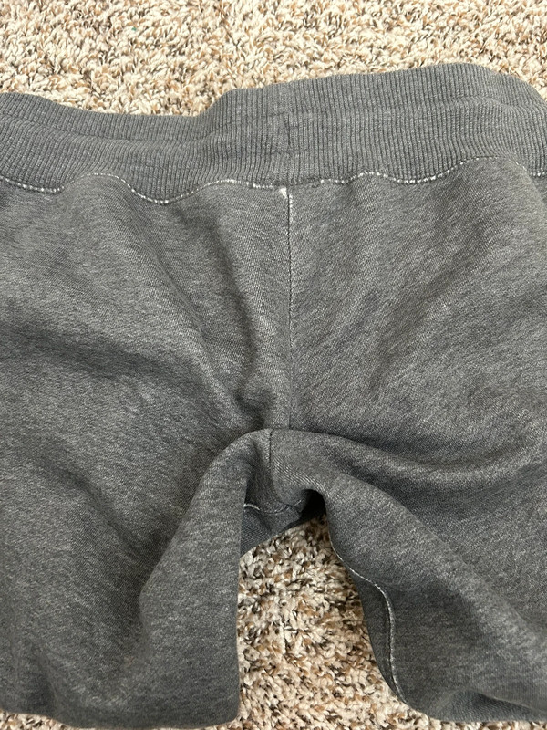 low waisted grey Nike sweatpants 5