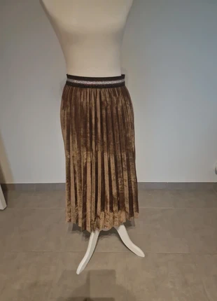Brown gold long skirt -one size (38), merk: LolaLiza, staat: Nieuw zonder prijskaartje, maat: M / 38 / 10, € 50,00, € 53,20 inclusief Kopersbescherming