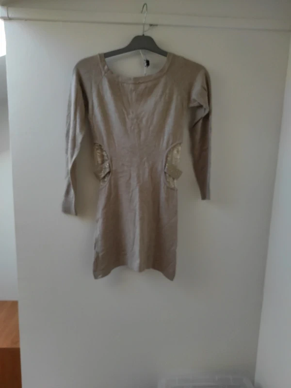 Robe pull beige - photo numéro 4