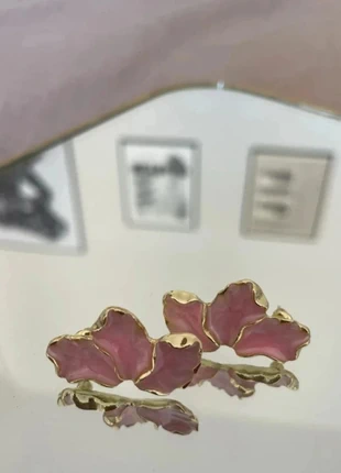 Boucles d’oreilles, acide inoxydable, feuilles, nacré, rosé doré, merk: Boutique Parisienne, staat: Nieuw zonder prijskaartje, € 4,50, € 5,43 inclusief Kopersbescherming Pro