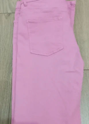 Jeans slim taille basse rose, brand: Camaïeu, condizioni: Ottime, taglia: XL / IT 46 / EU 42, €6.00, €7.00 include la Protezione acquisti