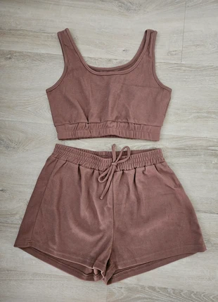 Vrijetijdskleding setje - pyjama, brand: Shein, condizioni: Nuovo senza cartellino, taglia: M / IT 42 / EU 38, €2.50, €3.33 include la Protezione acquisti