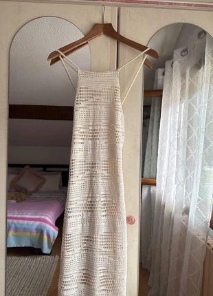 Robe longue crochet maille dos croisé bershka taille M, merk: Bershka, staat: Heel goed, maat: M / 38 / 10, € 12,00, € 13,30 inclusief Kopersbescherming