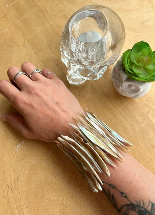 Bracelet nacre manchette, marca: Vintage Dressing, estado: Muy bueno, 15,00 €, 16,45 € Protección al comprador Pro incluida