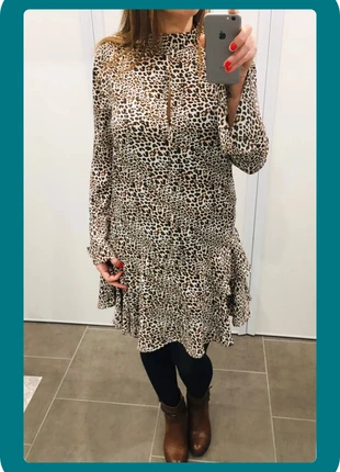 Robe Mango ajourée poitrine et dos, marque: Mango, état: Neuf sans étiquette, taille: M / 38 / 10, 17,00 €, 18,55 € Protection acheteurs incluse