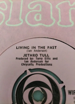 Jethro Tull: Living in the past // driving Song, condizioni: Ottime, €8.00, €9.10 include la Protezione acquisti