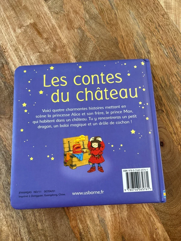 Livre les contes du Château - photo numéro 3